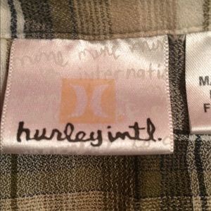 Hurley Shirts - Hurley Intl. Men’s Casual Short Sleeve Large Hurley Shirts - Hurley Intl. Men’s Casual Short Sleeve Large